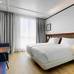 Tres Reyes 4* Σαν Σεμπαστιάν