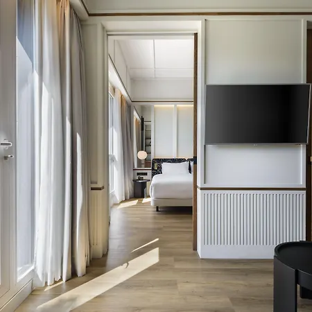 Tres Reyes מלון 4*